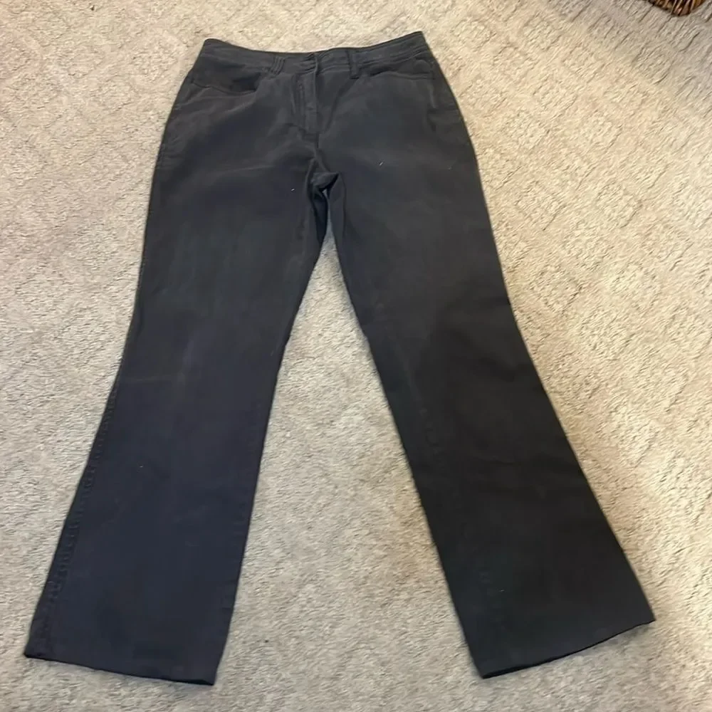 Chicos pants size 4 (chicos size 0) 🌸